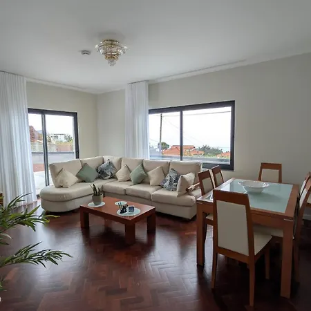 Achada De House * Gaula